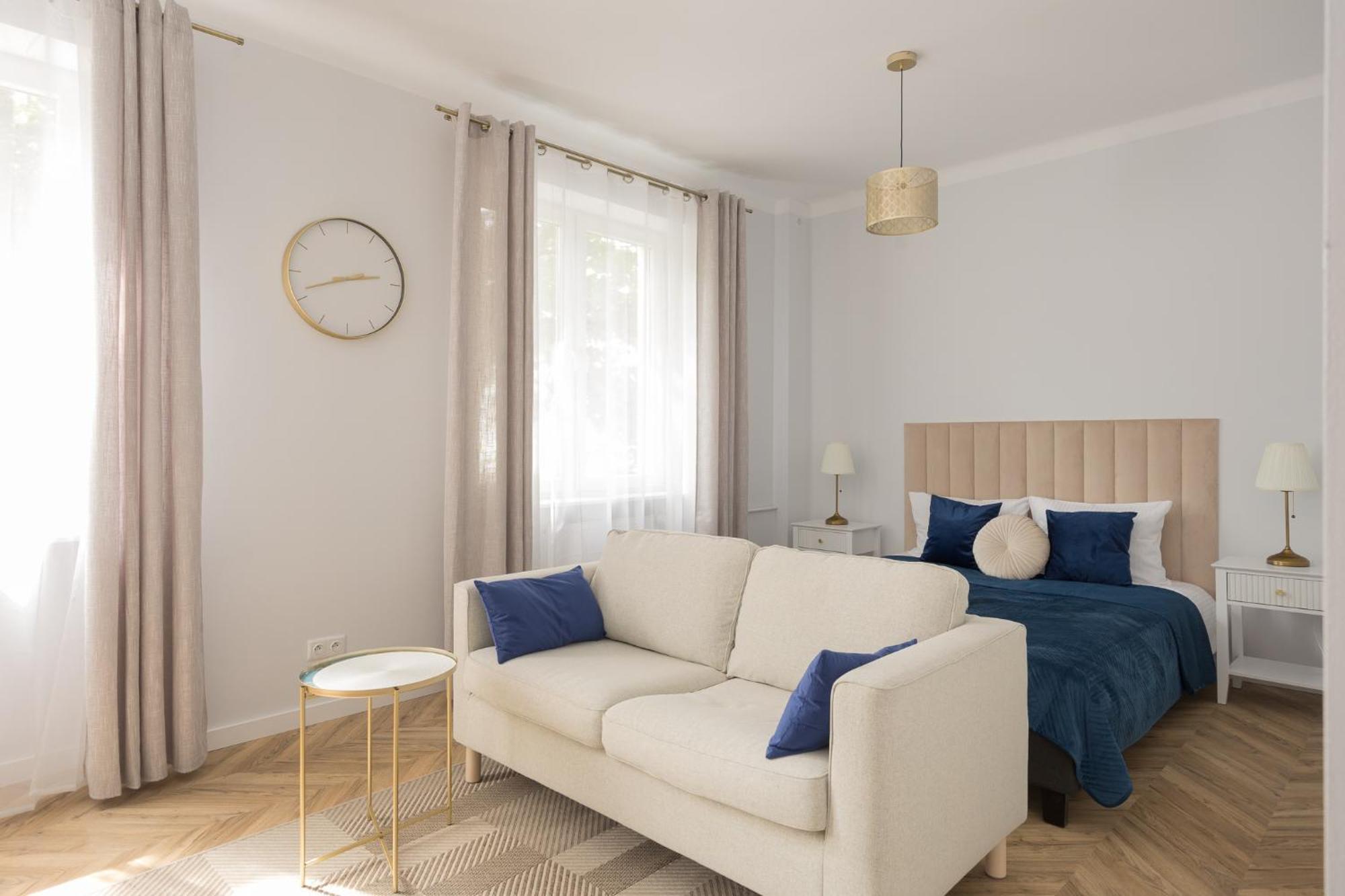 Chmielna Apartment